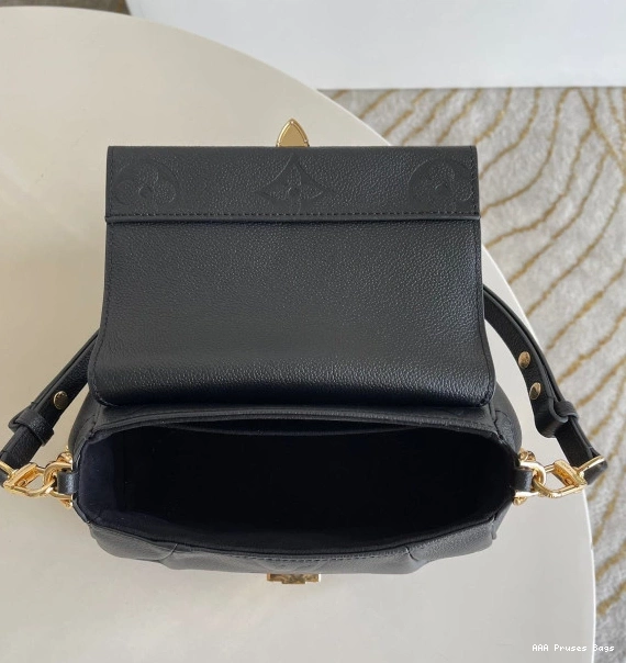 AAA Pruses Bags VUITTON LOUIS FAVORITE 0821